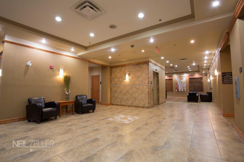 Days Inn & Suites By Wyndham Edmonton Airport Leduc Exterior foto